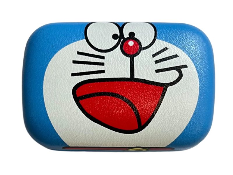Line Friends kuvioitu piilolinssien säilytyssetti, väri: Doraemon